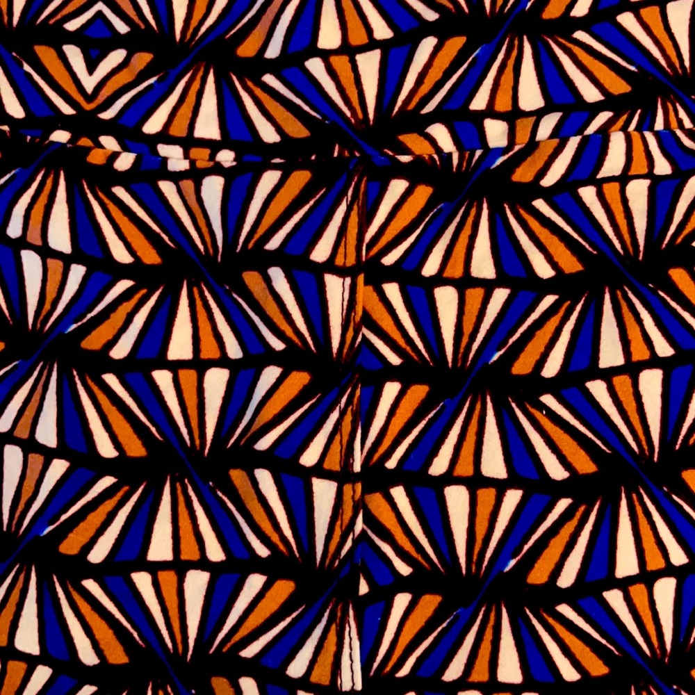 NWOT girls lularoe leggings size L/XL blue geo